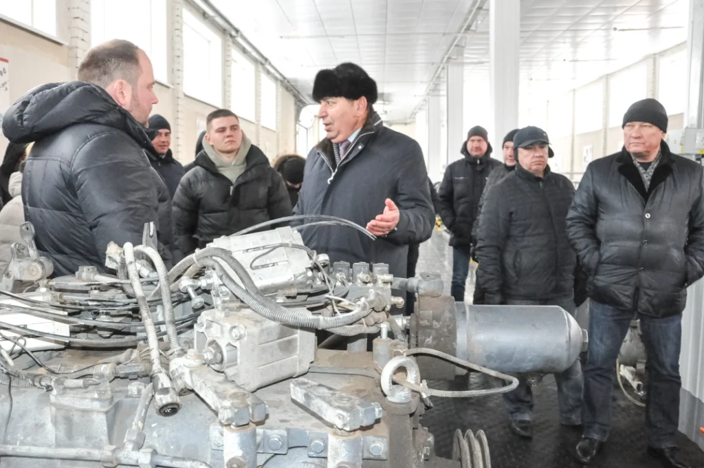 Цех по ремонту двигателей, коробок передач и мостов ОАО «Саратовагропромкомплект»