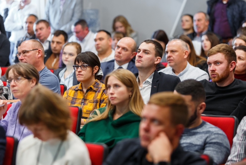 23 и 24 ноября 2022 года на международной выставке «ЮГАГРО 2022» компания «Лимагрен» провела две конференции, посвященные выращиванию подсолнечника и кукурузы.